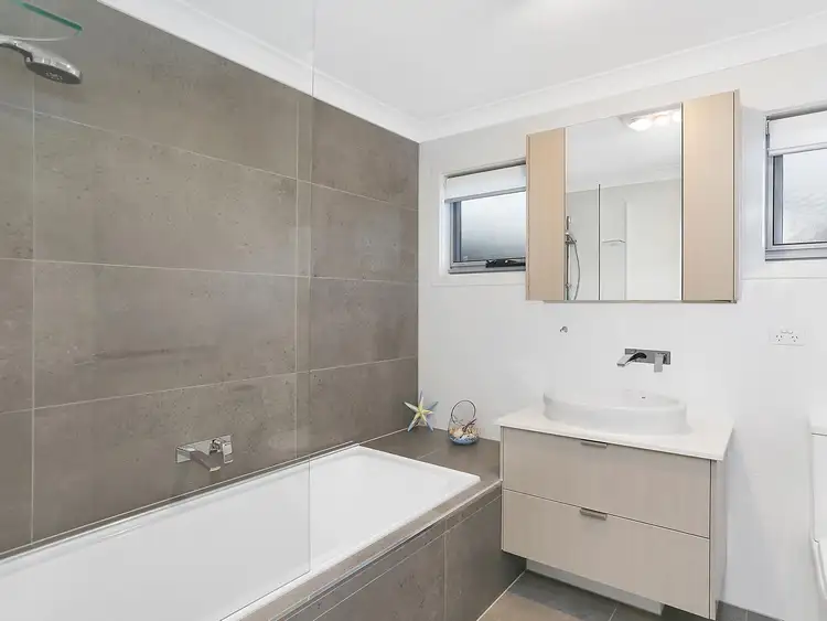 Fifth view of Homely townhouse listing, 5/25 Mullens Street, Hawthorne QLD 4171