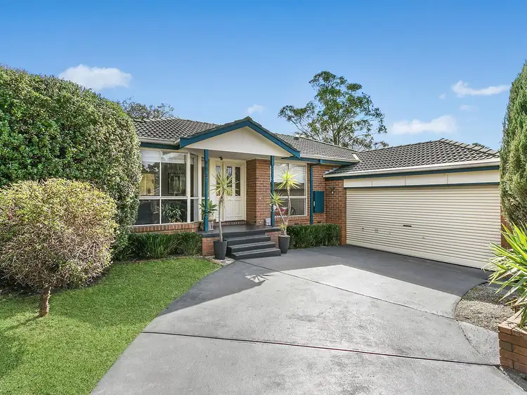 17 Manifold Court, Croydon South VIC 3136