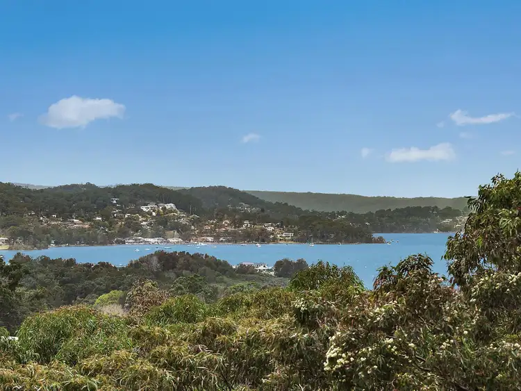 143/80 John Whiteway Drive, Gosford NSW 2250