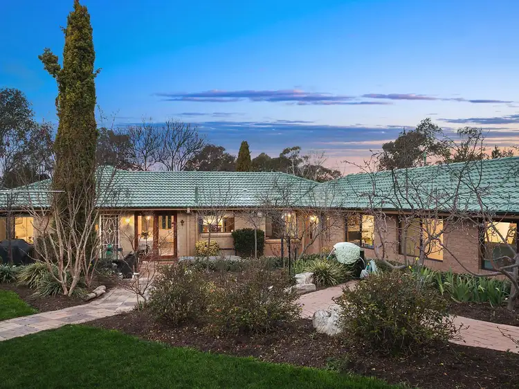 30 Max Henry Crescent, Macarthur ACT 2904