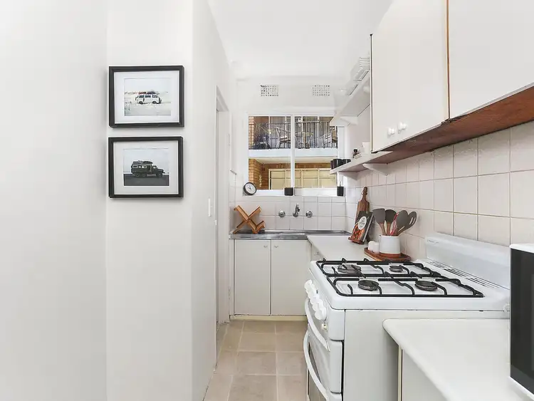 Fourth view of Homely apartment listing, 2/6 Avenue Road, Mosman NSW 2088