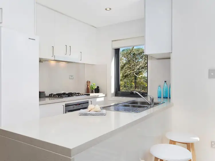 Third view of Homely apartment listing, 34/1 Eulbertie Avenue, Warrawee NSW 2074