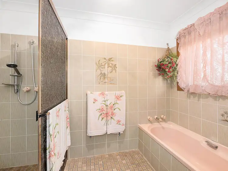 Sixth view of Homely house listing, 10 Scott Avenue, Gulgong NSW 2852
