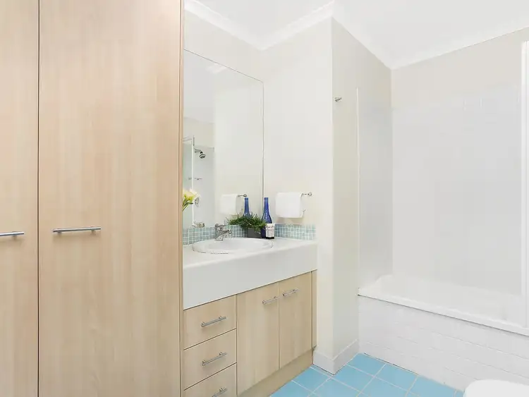 Sixth view of Homely unit listing, 20/38 Vincent Street, Indooroopilly QLD 4068