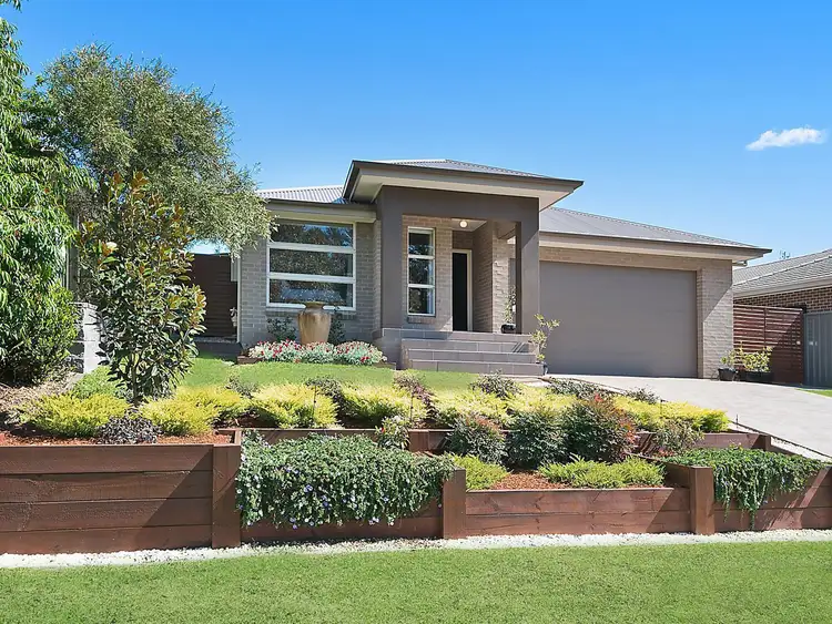 21 Serenity Crescent, Fletcher NSW 2287
