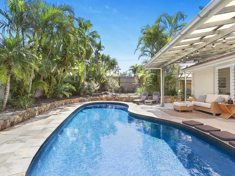 24 Oceania Crescent, Sunshine Beach QLD 4567