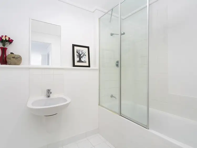 Fifth view of Homely apartment listing, 17/128 Chapel Street, St Kilda VIC 3182