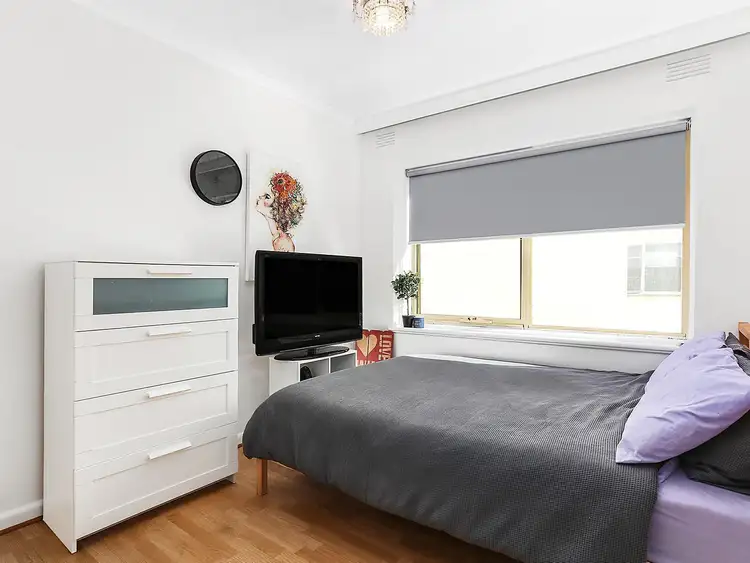 Fifth view of Homely apartment listing, 4/10 Mitford Street, St Kilda VIC 3182