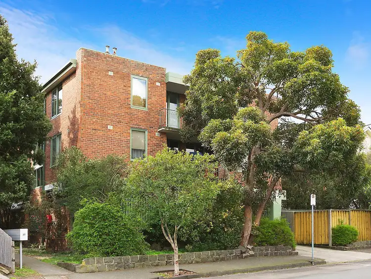 Sixth view of Homely apartment listing, 2/32 Fulton Street, St Kilda East VIC 3183