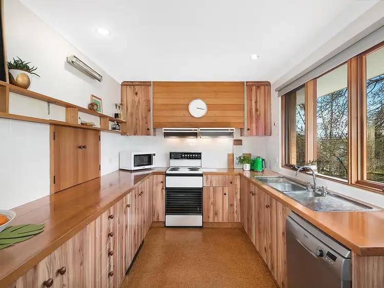Fourth view of Homely house listing, 7 Yolla Place, Lyons ACT 2606