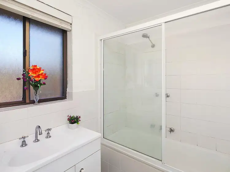 Sixth view of Homely apartment listing, 6/4 Heard Street, Mawson ACT 2607