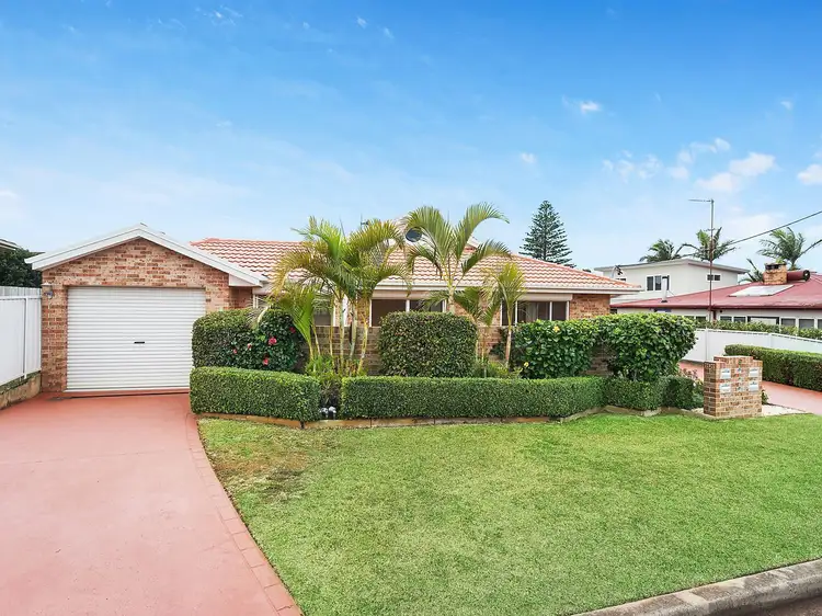 Main view of Homely villa listing, 1/8 Seaview Avenue, Port Macquarie NSW 2444