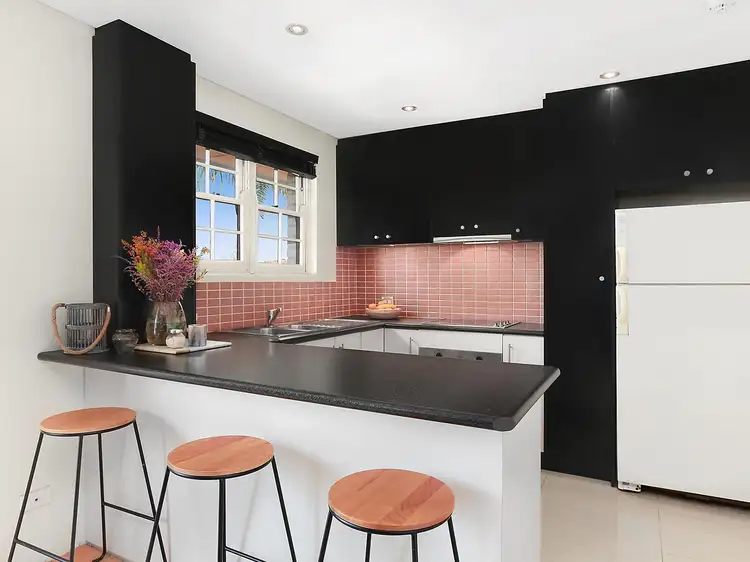 Second view of Homely apartment listing, 9/2 Carlton Street, Freshwater NSW 2096