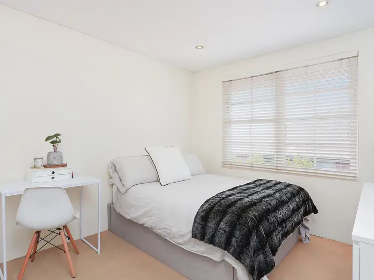 Third view of Homely apartment listing, 9/2 Carlton Street, Freshwater NSW 2096