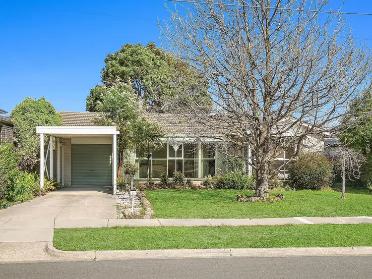 34 Risdon Drive, Notting Hill VIC 3168