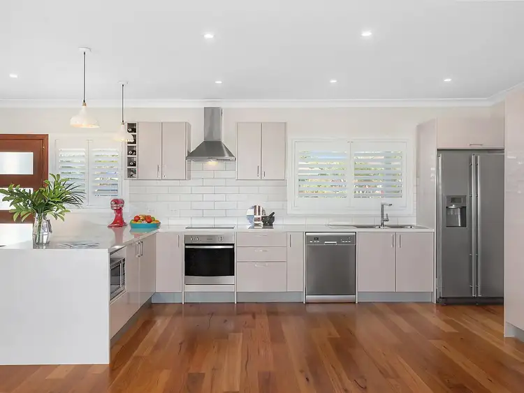 23 Village Road, Saratoga NSW 2251