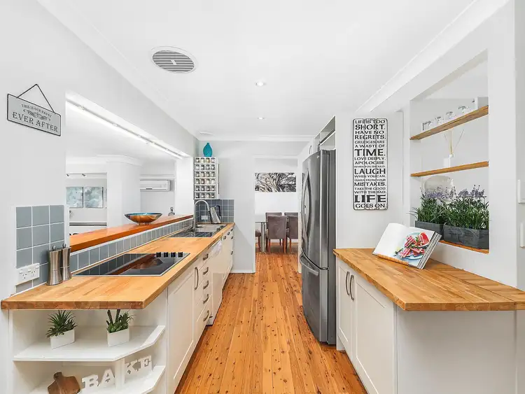 Fourth view of Homely house listing, 2 Sutherland Avenue, Kings Langley NSW 2147