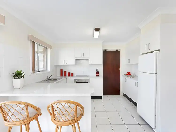 Second view of Homely house listing, 7 Sundowner Court, Mermaid Waters QLD 4218