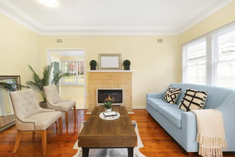 Second view of Homely house listing, 8 Yanko Avenue, Wentworth Falls NSW 2782