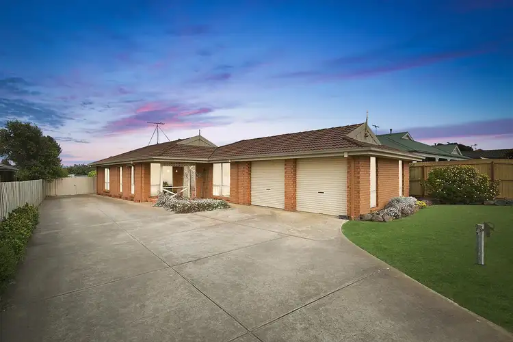 27 Bickford Road, Grovedale VIC 3216