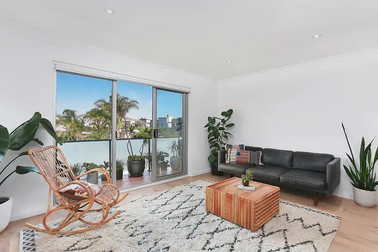 8/59 Lagoon Street, Narrabeen NSW 2101