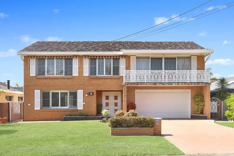 18 Hampton Road, Sylvania Waters NSW 2224