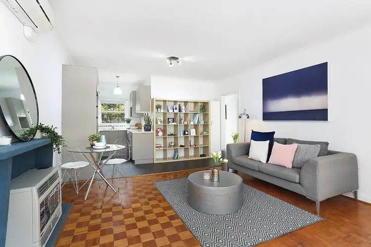 Third view of Homely apartment listing, 10/122 Beach Road, Parkdale VIC 3195