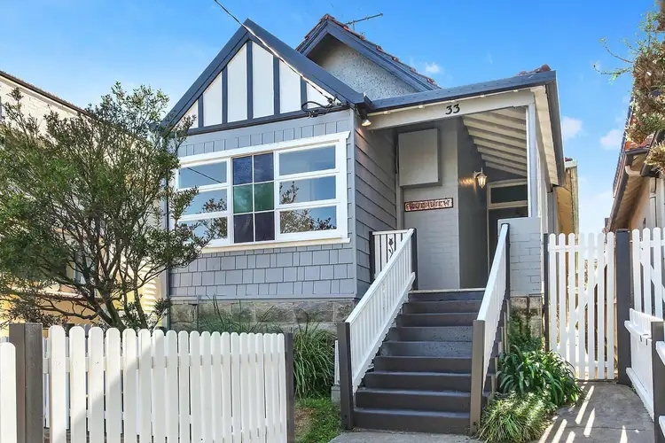 33 Sinclair Street, Wollstonecraft NSW 2065