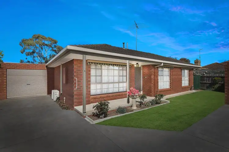 2/11 Corang Avenue, Grovedale VIC 3216