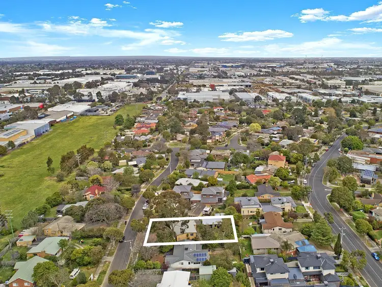 19 Longbourne Avenue, Notting Hill VIC 3168