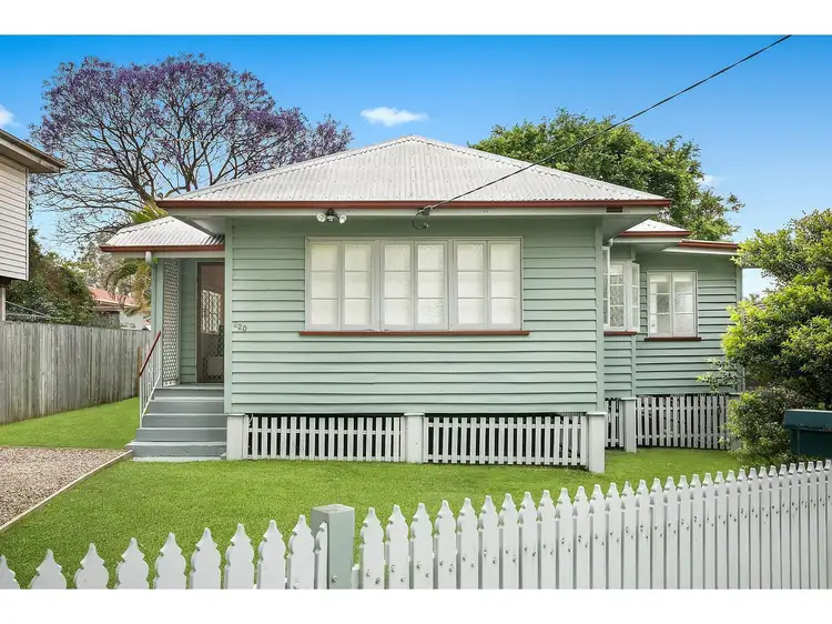 220 Sibley Road, Wynnum West QLD 4178