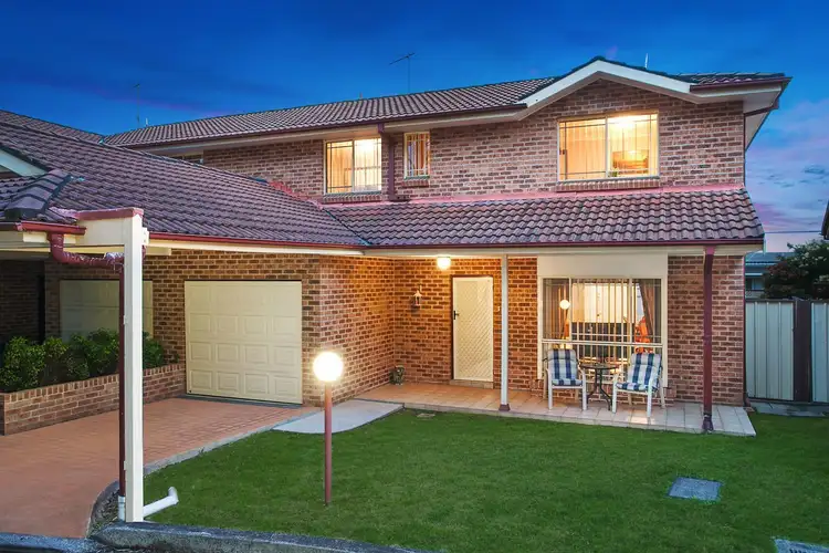 4/4B Coronation Road, Baulkham Hills NSW 2153