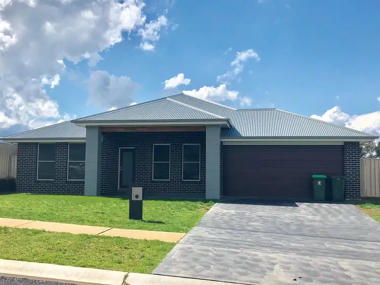 10 Hughson Avenue, Mudgee NSW 2850