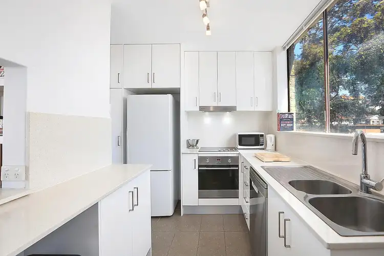Third view of Homely apartment listing, 15/116 Mount Street, Coogee NSW 2034
