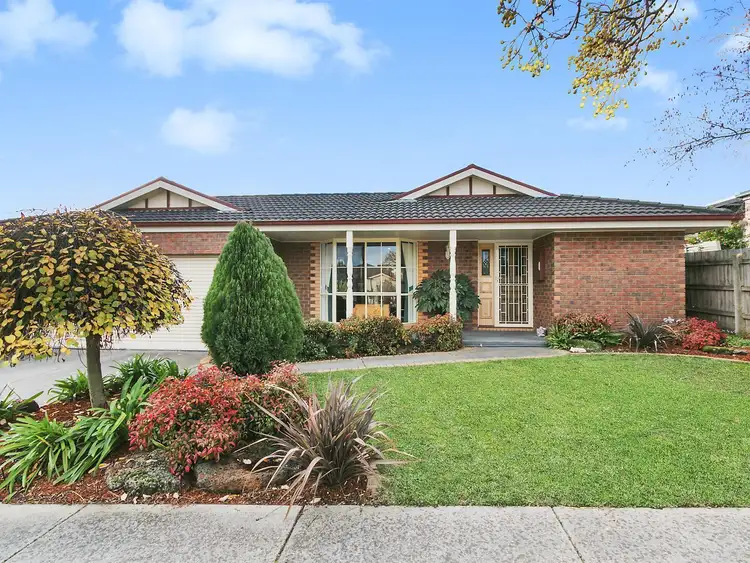 11 Paula Way, Chirnside Park VIC 3116