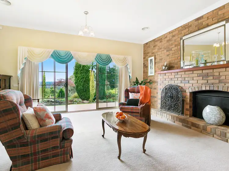 Second view of Homely house listing, 32 Baringa Road, Croydon North VIC 3136