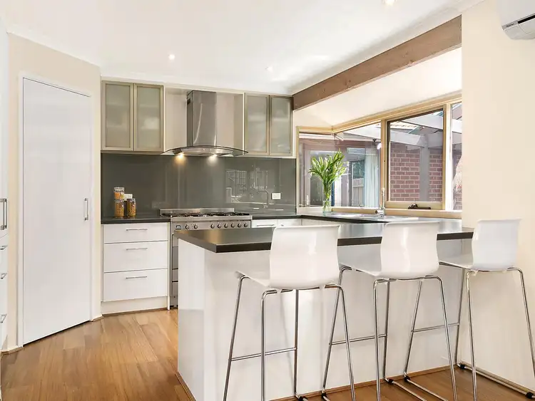 7 Dealbata Place, Croydon Hills VIC 3136