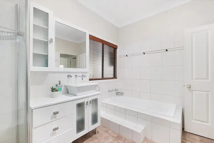 Fifth view of Homely house listing, 2 Cacia Avenue, Seven Hills NSW 2147