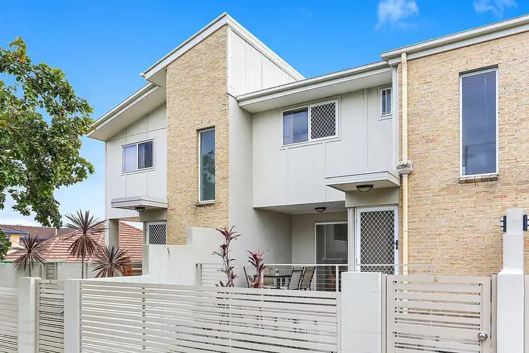 Third view of Homely townhouse listing, 3/4 East Street, Camp Hill QLD 4152
