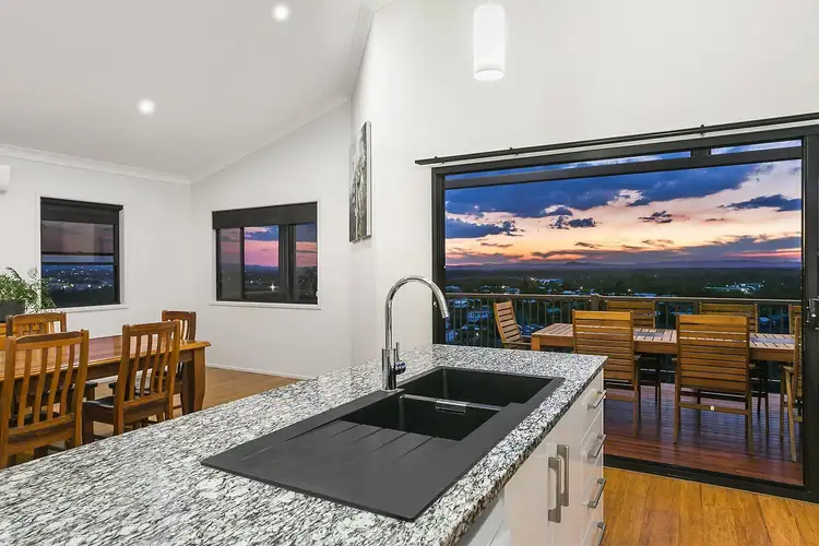 17 Hodda Drive, Kawana QLD 4701