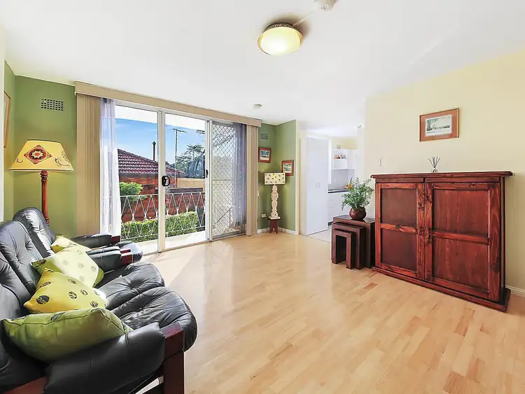 Main view of Homely apartment listing, 2/50 Universal Street, Eastlakes NSW 2018