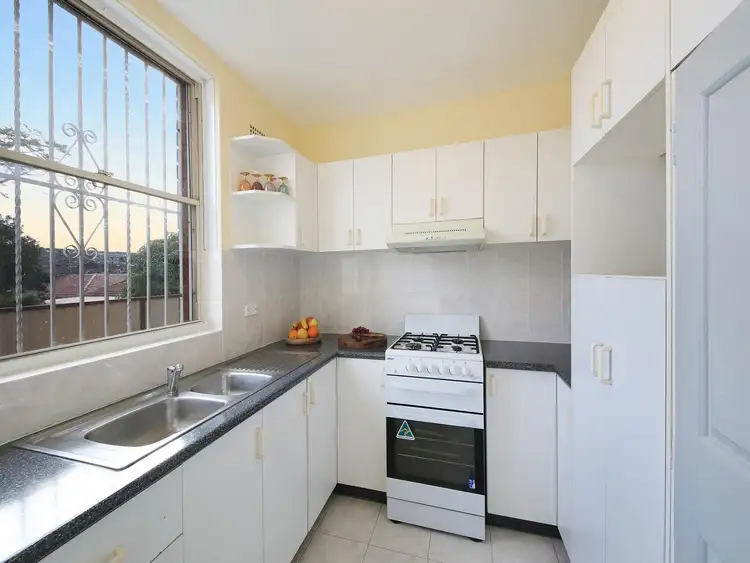 Fourth view of Homely apartment listing, 2/50 Universal Street, Eastlakes NSW 2018