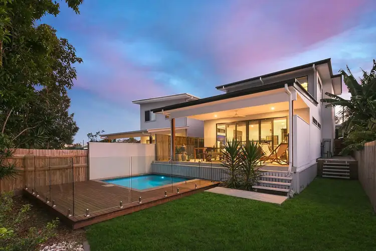 40 Melbourne Avenue, Camp Hill QLD 4152