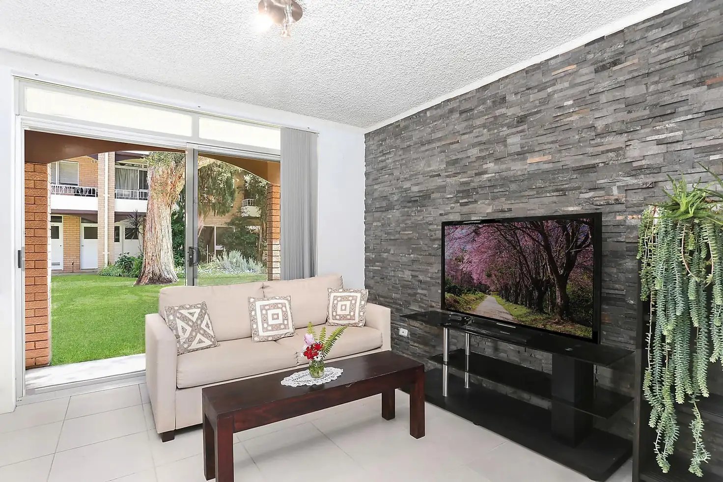 Main view of Homely apartment listing, 2/4 Lismore Avenue, Dee Why NSW 2099