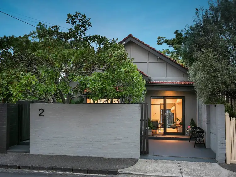 2 Young Street, St Kilda East VIC 3183