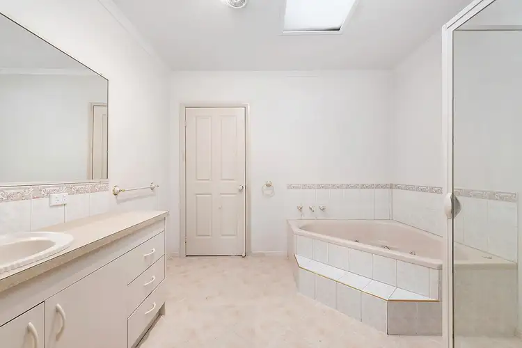 Fifth view of Homely townhouse listing, 7 Kendall Close, Hamlyn Heights VIC 3215