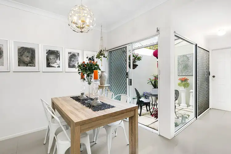 2/28 Ann Street, Noosaville QLD 4566