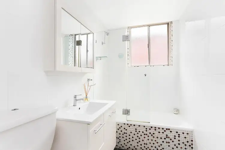 Fourth view of Homely apartment listing, 6/38 Meadow Crescent, Meadowbank NSW 2114
