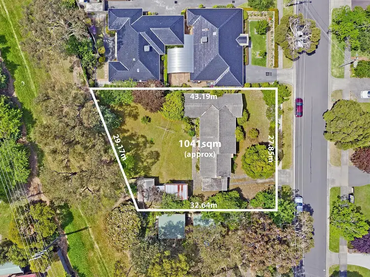 13 Vinter Avenue, Croydon VIC 3136