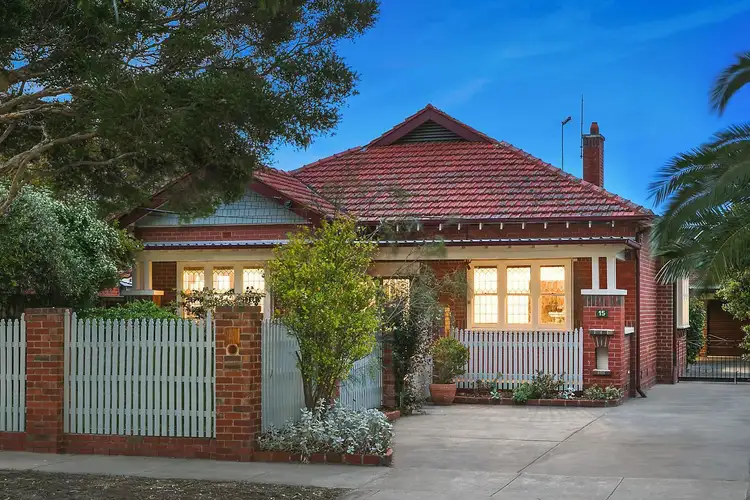 15 Avondale Street, Hampton VIC 3188